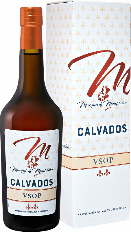 Маркиз Де Мондидье VSOP Кальвадос AOC в подарочной упаковке 0.7 л